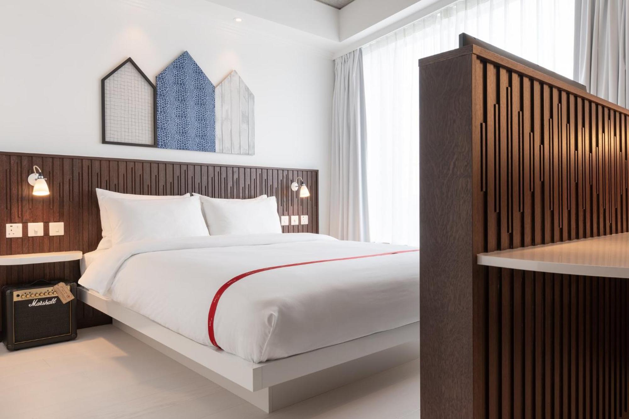 Ruby Zoe Hotel London Bagian luar foto