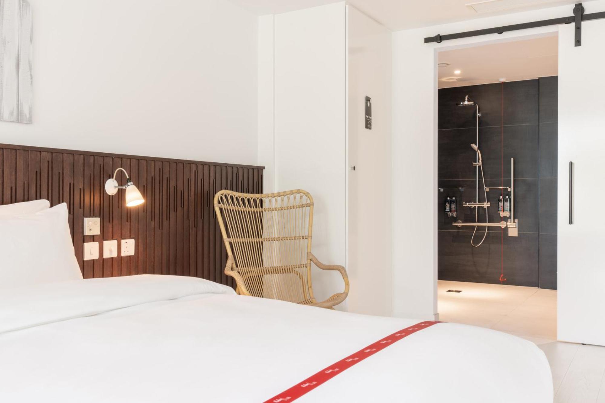 Ruby Zoe Hotel London Bagian luar foto